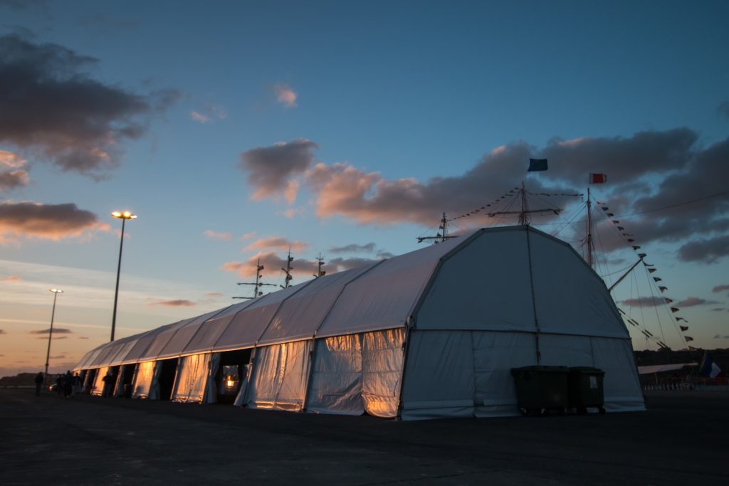 Tunnel tents