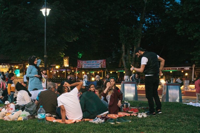 35 Creative Outdoor Event Ideas for Your Next Gathering | EB