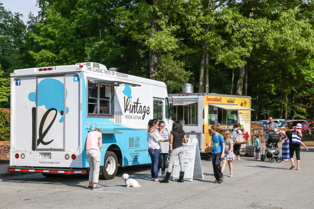 Why Food Trucks Are a Great Choice for Events